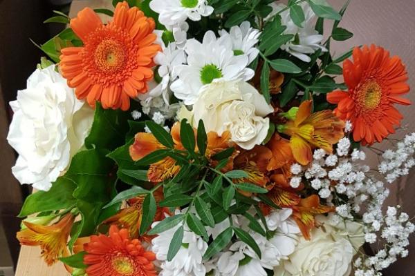 Parfum d'orange bouquet simple de et printanier pour réveiller votre intérieur